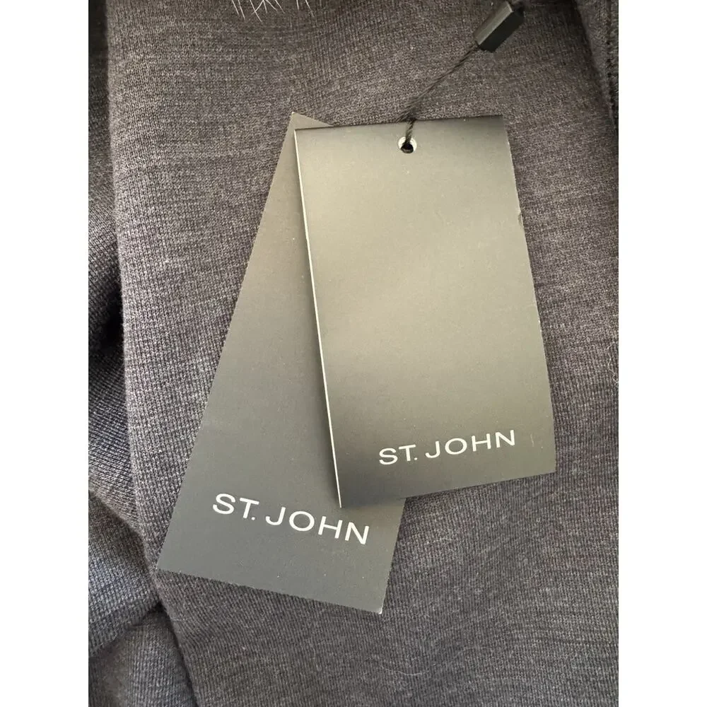 St. John poncho cape with fur collar size Medium NWT